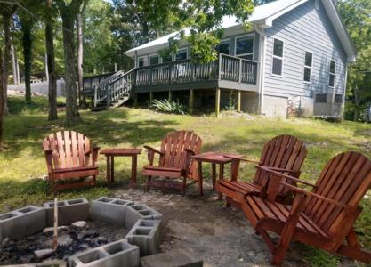 163 Lago Vista Dr