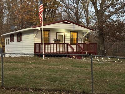 599 Hickman Shores Rd
