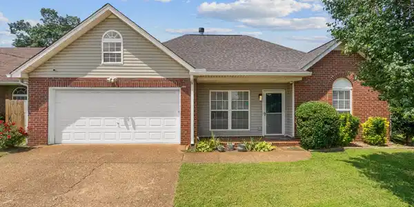 1920 Port James Cir