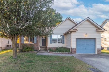 864 Pin Oak Dr