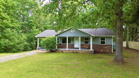 162 Shore Dr