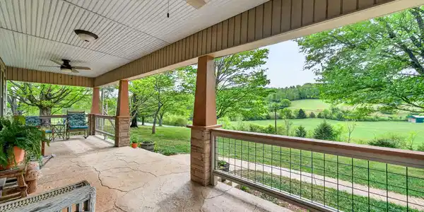 7400 Franks Ferry Rd