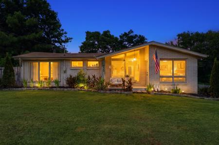 99 Curtiswood Dr