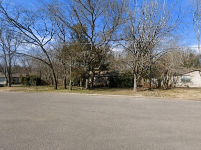 1943 Russell Ct