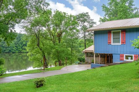 554 Hickman Shores Rd
