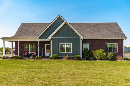 243 Hollow Tree Cir