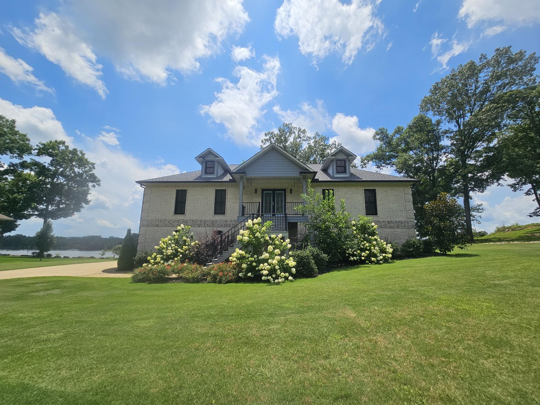Image 1 Image 1