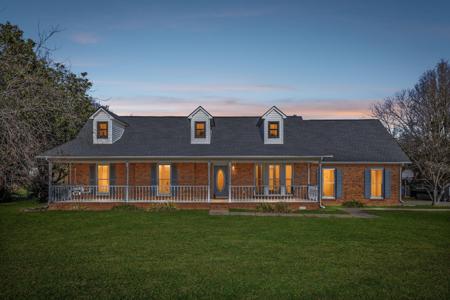 407 Oakhaven Dr