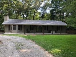210 Owl Hollow Ln