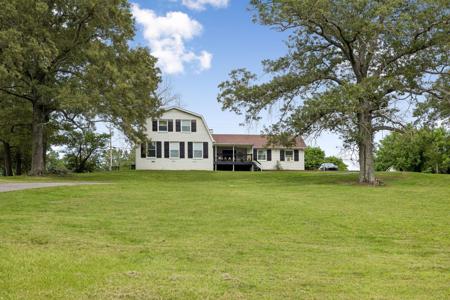 1733 Belotes Ferry Rd