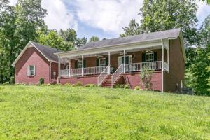 559 Cambridge Ln