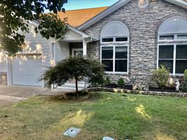 148 Rose Dr