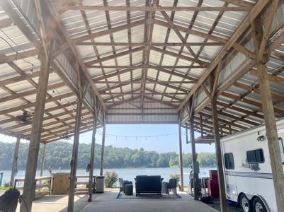 875 Riverfront Dr