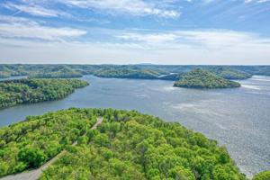 47 Harbor Ct