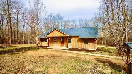 405 Napier Lake Rd