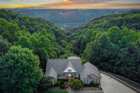 120 Sunset Pt