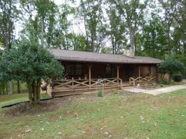 401 Lakeland Dr