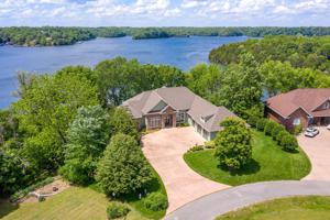 98 Bay Cove Trl