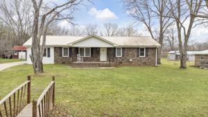 156 Lake Ct
