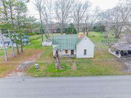 207 Eastbrook Rd