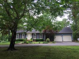 114 Lake Crest Ln