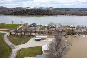500 Duck Blind Rd