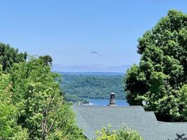 58 Deer Path Ct