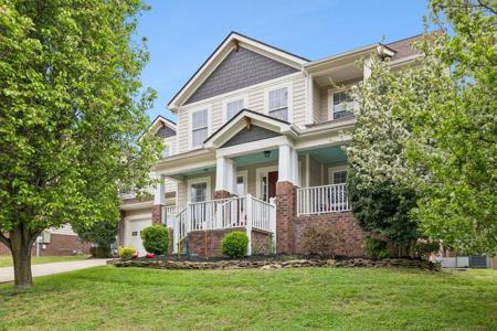 1836 Woodland Pointe Dr