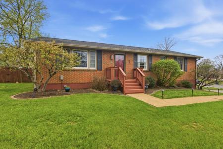 114 Shadow Ln