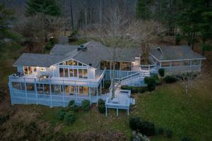 800 Baron Bluff Rd
