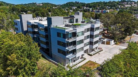 411 Fairpoint Street