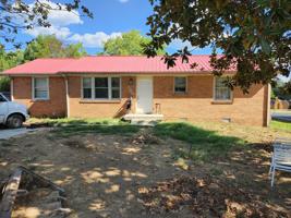 530 Carman Ave