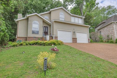 2445 Ravine Dr