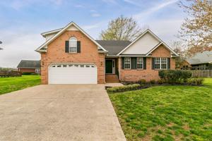 1910 Turfland Dr