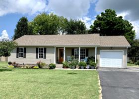 87 Strawberry Dr