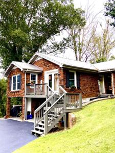 291 E Hill Rd
