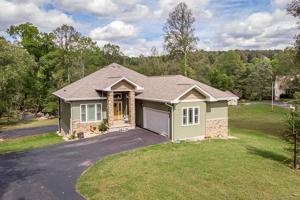 384 Hidden River Ln