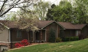 7 Lisa Ln N