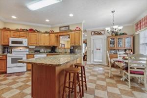 238 Barton Dr