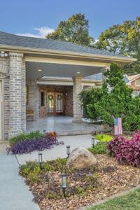 2124 Boswell Rd