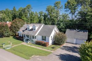 935 Holiday Haven Rd