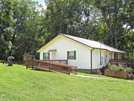 273 Patricia Cir