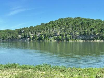 496 River Front Dr S