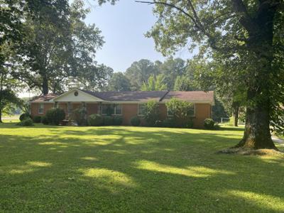 4324 Eastbrook Rd