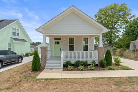 109 N Shephard St