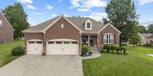 2224 Arbor Pointe Way