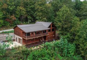 170 Deerwood Ct