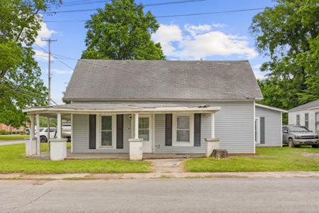 201 Vine St S