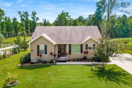 2331 Eastbrook Rd