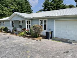 105 Sunset Dr